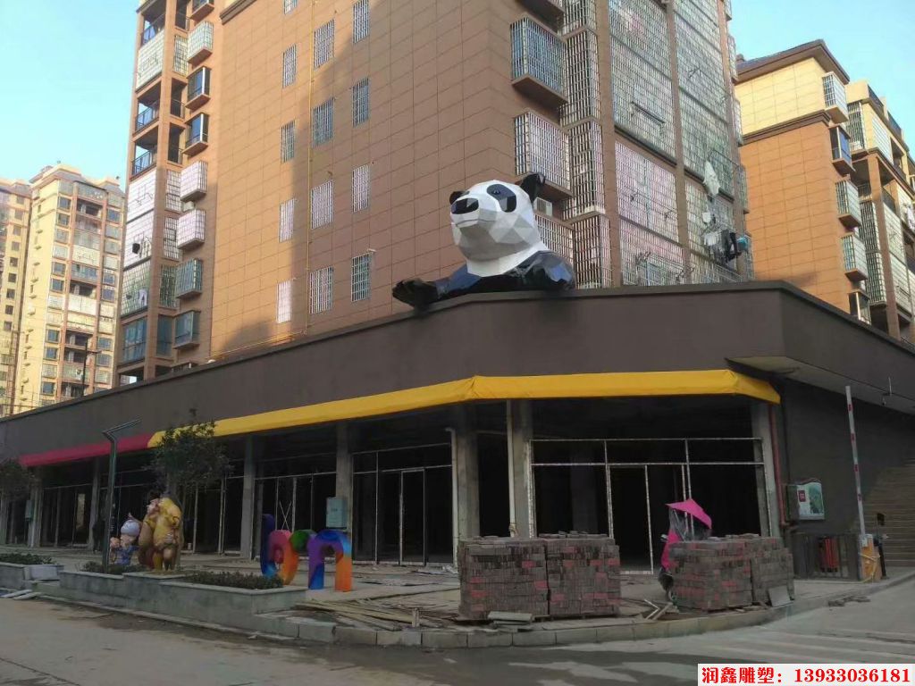 不锈钢熊猫雕塑，切面熊猫雕塑