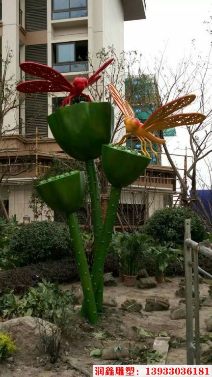蜻蜓踩莲蓬不锈钢雕塑