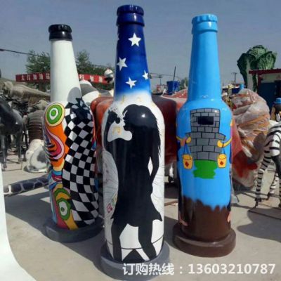 承德玻璃钢彩绘酒瓶雕塑 艺术造型树脂酒厂酒瓶摆件