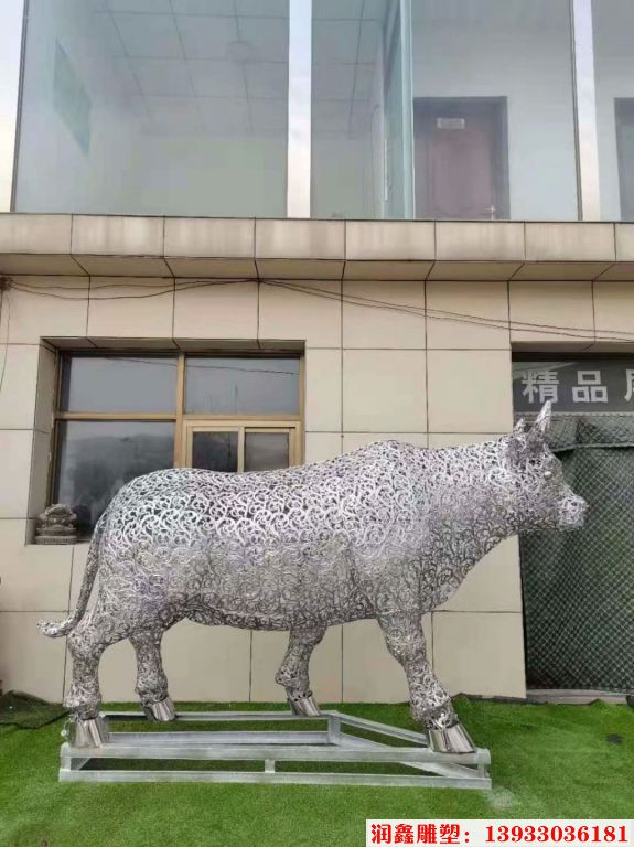 不锈钢镂空牛雕塑 2021年新品牛雕塑3
