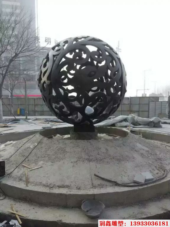 不锈钢镂空球雕塑  地产景观球形雕塑