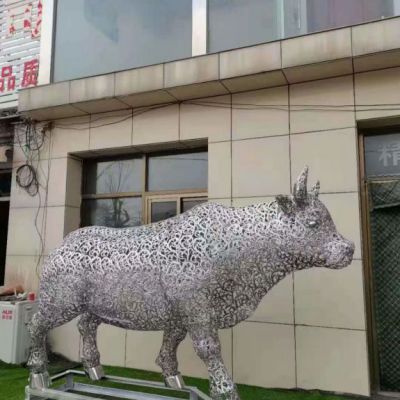 不锈钢镂空牛雕塑 2021年新品牛雕塑