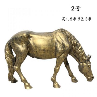 低头吃草铜马雕塑 草坪铜马动物雕塑